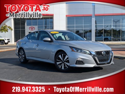 Used 2022 Nissan Altima 2.5 SV image 1