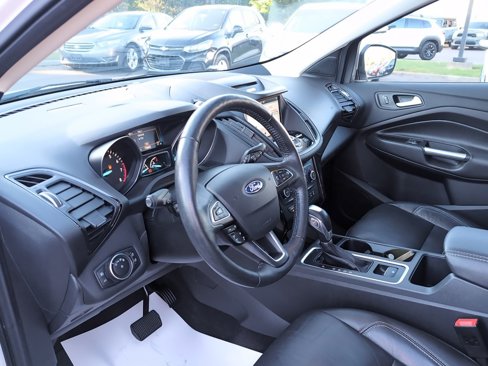 Used 2018 Ford Escape Titanium w/ Ford Safe & Smart Package image 13