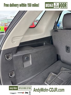 Used 2017 GMC Terrain SLT w/ Open Road Package image 22