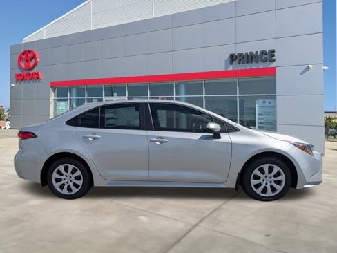 New 2026 Toyota Corolla LE image 3