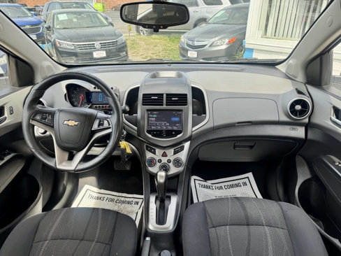Used 2016 Chevrolet Sonic LT image 15