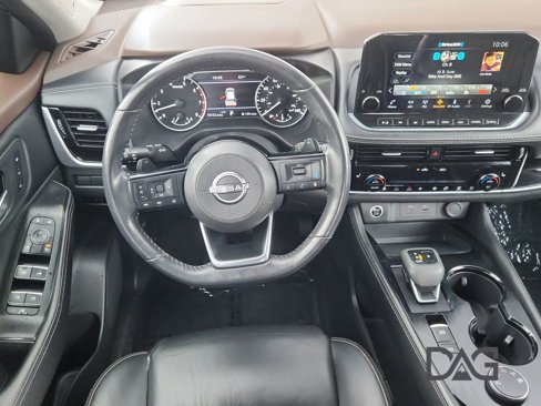 Used 2023 Nissan Rogue SL image 18