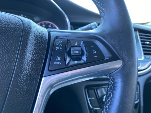 Used 2018 Buick Encore Preferred image 26