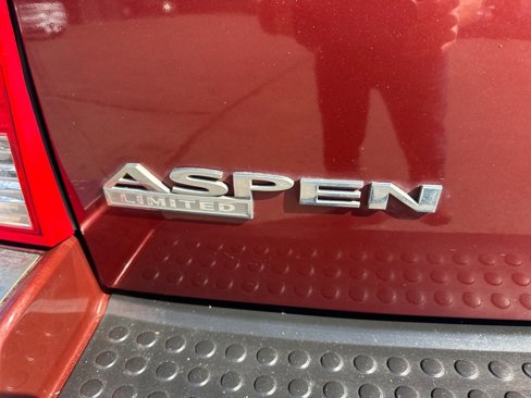 Used 2008 Chrysler Aspen Limited image 10
