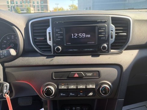 Used 2019 Kia Sportage LX image 13