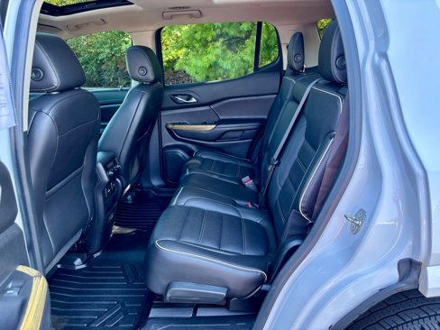 Used 2019 GMC Acadia Denali w/ LPO, Floor Liner Package image 16