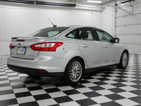 Used 2014 Ford Focus Titanium image 3
