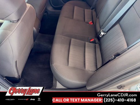 Used 2024 Nissan Altima 2.5 SV image 15