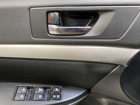Used 2014 Subaru Outback 2.5i Premium image 23
