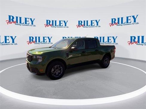 New 2025 Ford Maverick XLT image 4