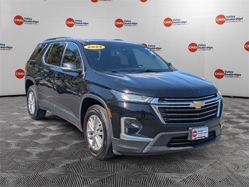 Used 2022 Chevrolet Traverse LT image 3