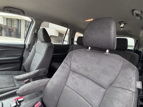 Used 2019 Honda Pilot LX image 13