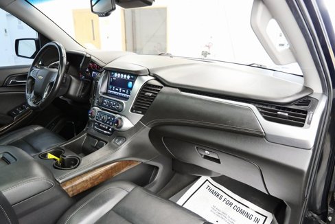 Used 2019 Chevrolet Suburban LT image 17
