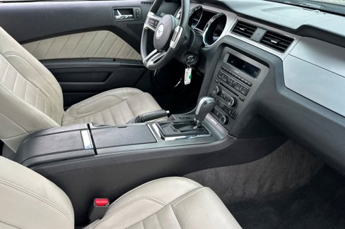 Used 2014 Ford Mustang Premium image 15