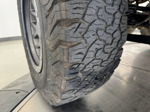 Used 2018 Jeep Wrangler Unlimited Sport S image 11