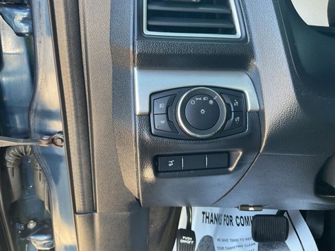 Used 2017 Ford Explorer XLT w/ Equipment Group 202A image 12