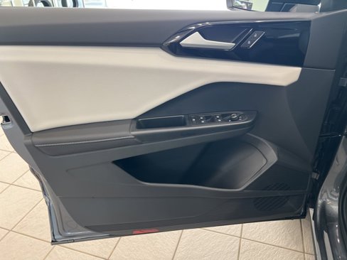 New 2025 Volkswagen Taos S image 11
