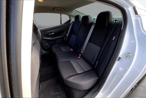 Used 2020 Nissan Sentra SV image 16
