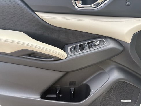 Used 2019 Subaru Ascent Limited image 28