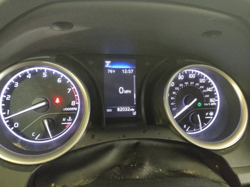 Used 2022 Toyota Camry LE image 23