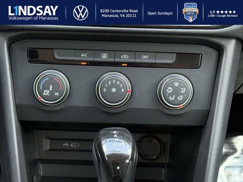 Used 2022 Volkswagen Taos S image 15