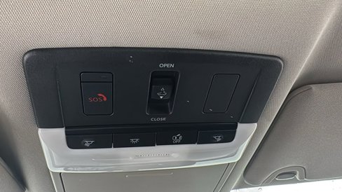 Used 2020 Nissan Altima 2.0 Platinum image 27