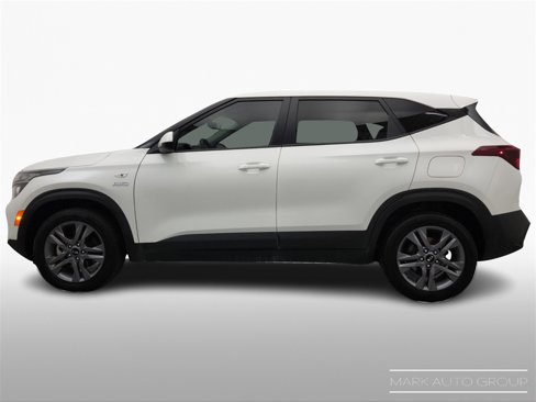 Used 2021 Kia Seltos LX image 8
