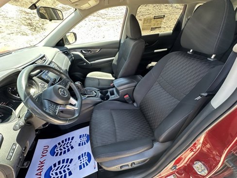 Used 2018 Nissan Rogue SV image 22