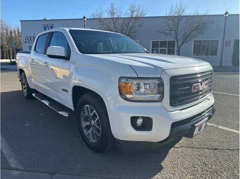Used 2018 GMC Canyon All Terrain w/ Trailering Package image 1
