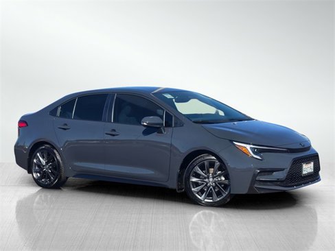Used 2024 Toyota Corolla SE image 1