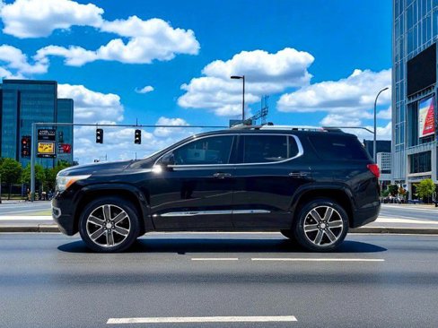 Used 2019 GMC Acadia Denali w/ Technology Package image 6