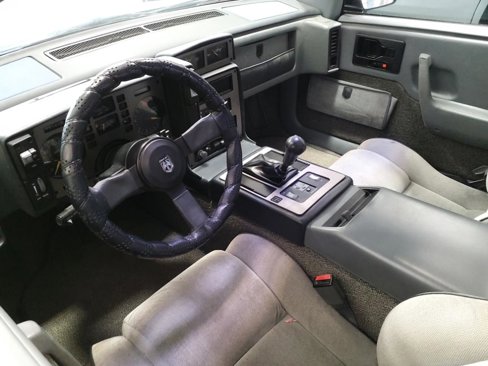 Used 1986 Pontiac Fiero GT image 6