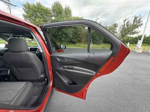 Used 2020 Chevrolet Equinox LT image 25