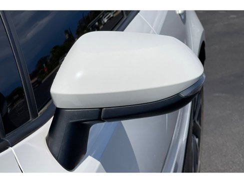 Used 2022 Toyota Corolla SE image 18