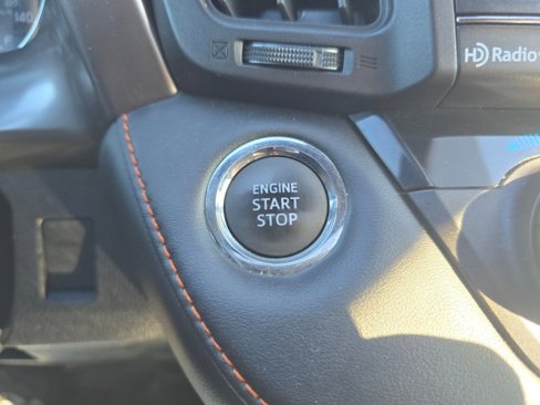 Used 2017 Toyota RAV4 SE image 36