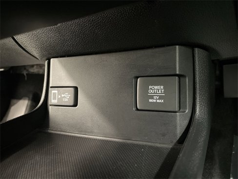 Used 2018 Honda Civic Touring image 28
