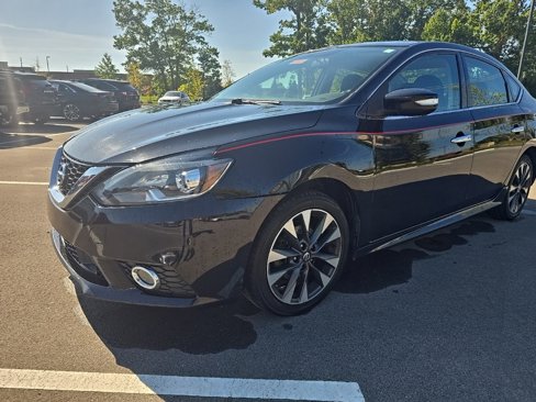 Used 2019 Nissan Sentra SR image 1