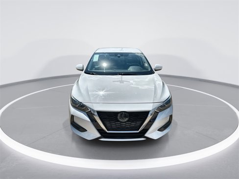 Used 2022 Nissan Sentra SV image 3