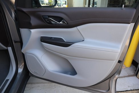 Used 2019 GMC Acadia SLT image 53