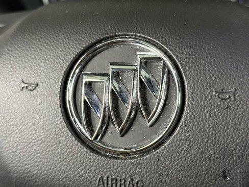 Used 2018 Buick Enclave Essence image 25