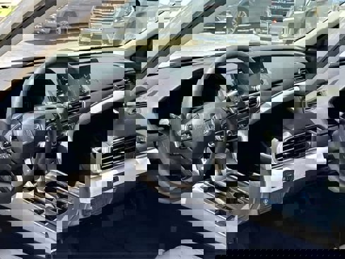Used 2020 Honda Accord LX image 10