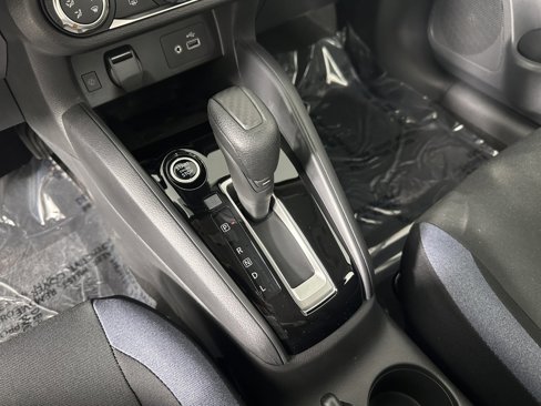 New 2025 Nissan Versa SV w/ Trunk Package image 31