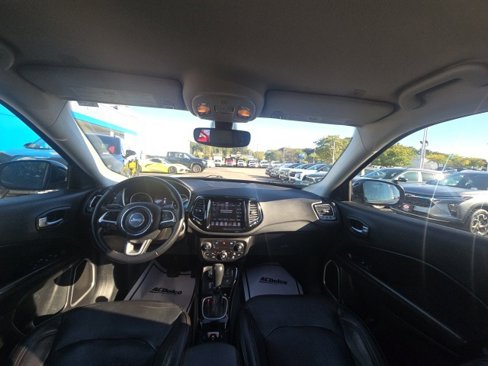 Used 2018 Jeep Compass Limited image 13