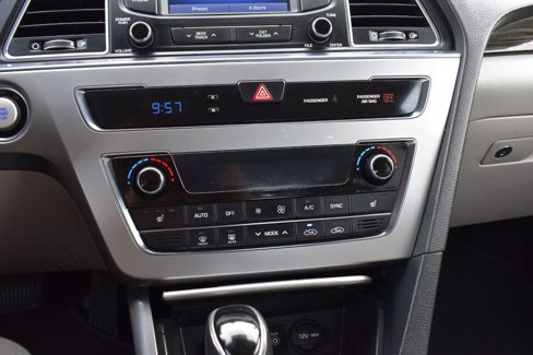 Used 2015 Hyundai Sonata Limited image 33