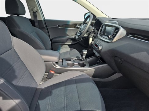 Used 2020 Kia Sorento LX w/ LX I4 Convenience Package image 12