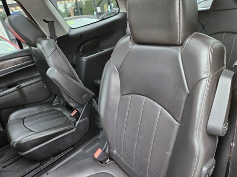 Used 2017 Buick Enclave Premium image 23