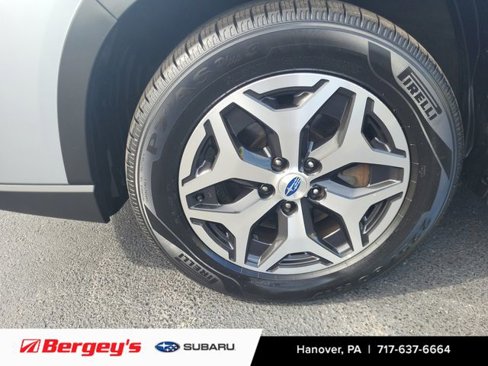 Used 2021 Subaru Forester Premium image 18