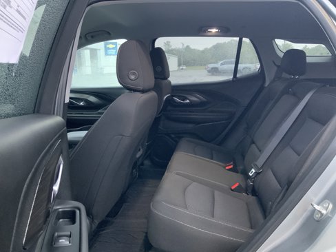 Certified 2023 GMC Terrain SLE w/ Driver Convenience Package image 19