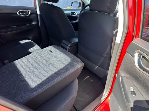 Used 2014 Nissan Sentra SV image 17
