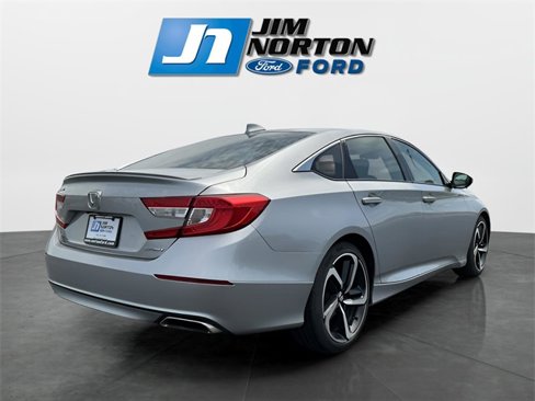 Used 2019 Honda Accord Sport image 3
